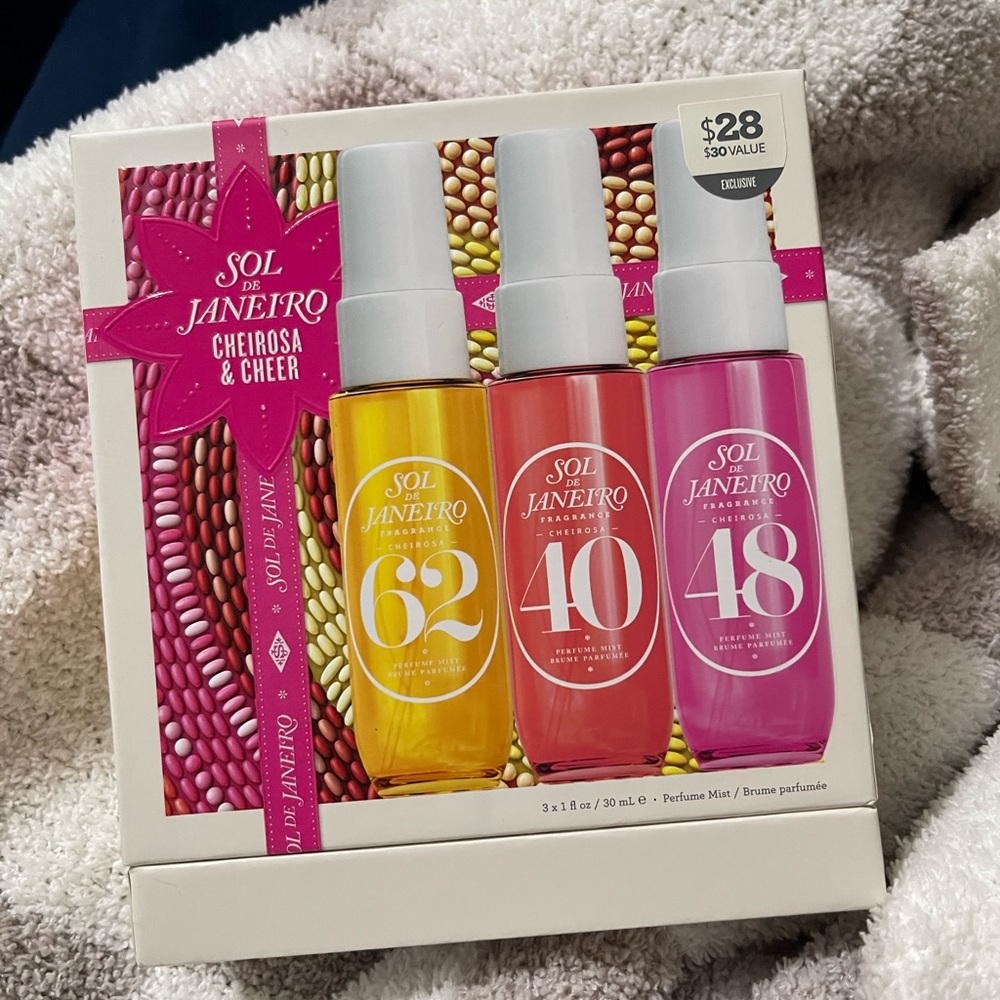 ✨Sol de Janeiro✨ Cheirosa & Cheer bundle of body mist minis